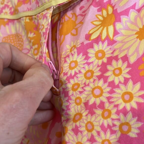Sz 6 Key West Floral Capris - Picture 5 of 6